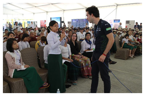 BaKa students visit Solar Impulse 2